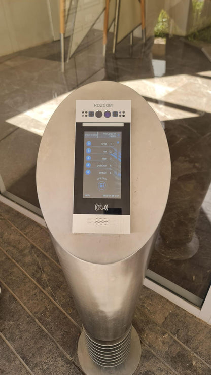 X501 מותקן בבניין